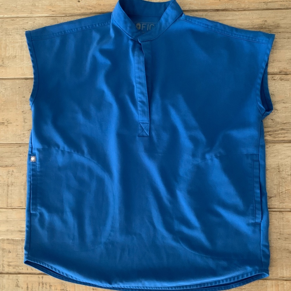 Figs royal blue scrub set